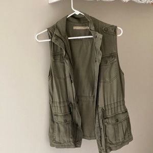 Gently worn Max Jeans safari vest. Size xs